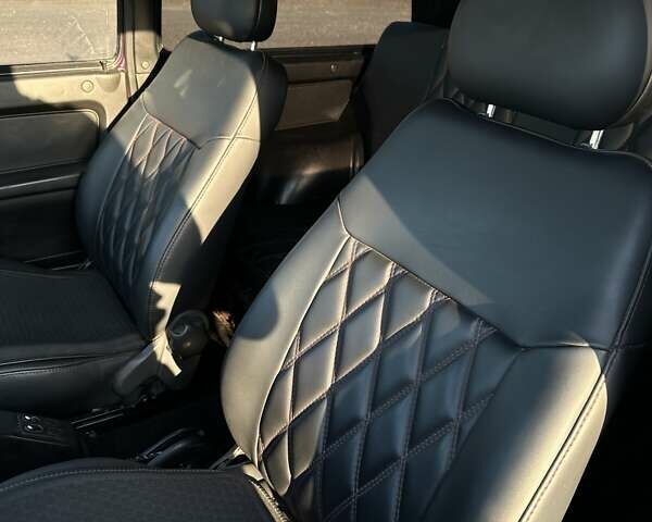 Фіолетовий ВАЗ 21214, об'ємом двигуна 1.69 л та пробігом 180 тис. км за 5300 $, фото 24 на Automoto.ua