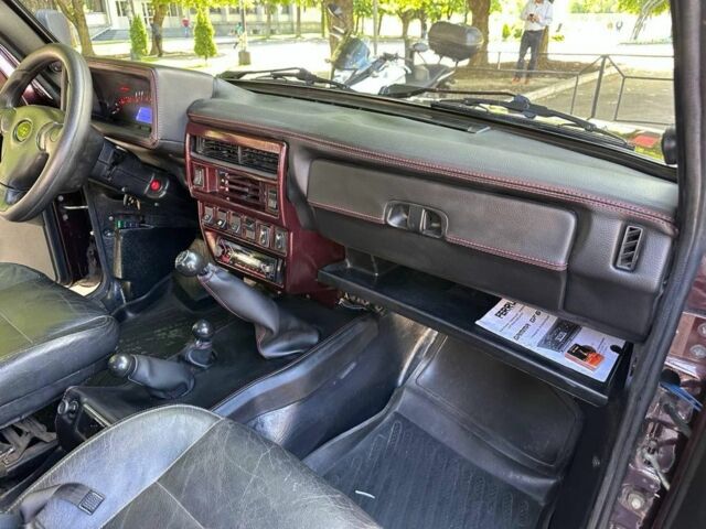 Коричневый ВАЗ 21214, объемом двигателя 1.7 л и пробегом 200 тыс. км за 6500 $, фото 3 на Automoto.ua