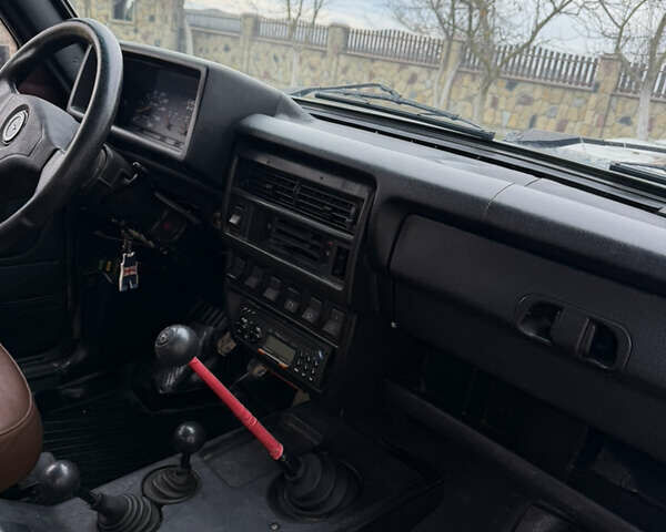 Коричневый ВАЗ 21214, объемом двигателя 1.7 л и пробегом 180 тыс. км за 3900 $, фото 5 на Automoto.ua