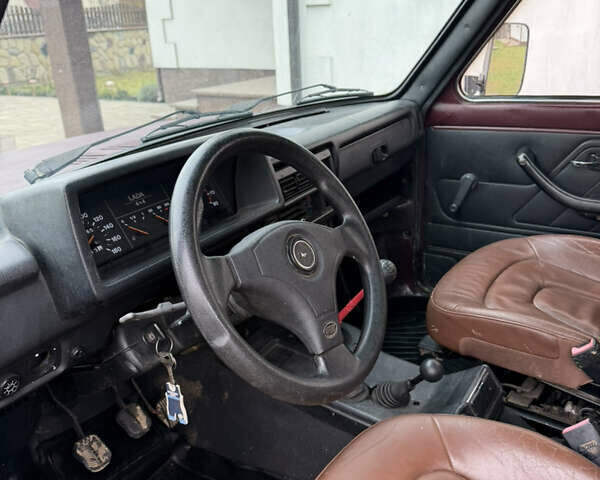 Коричневый ВАЗ 21214, объемом двигателя 1.7 л и пробегом 180 тыс. км за 3900 $, фото 11 на Automoto.ua