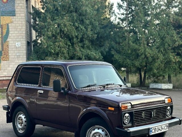 Коричневий ВАЗ 21214, об'ємом двигуна 1.7 л та пробігом 204 тис. км за 3500 $, фото 1 на Automoto.ua
