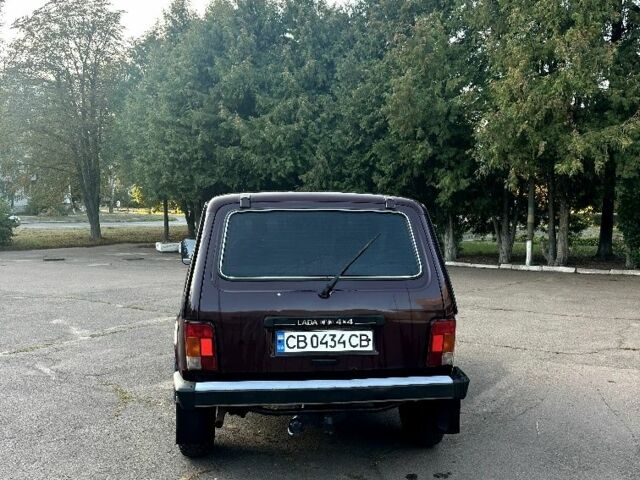 Коричневий ВАЗ 21214, об'ємом двигуна 1.7 л та пробігом 204 тис. км за 3500 $, фото 6 на Automoto.ua