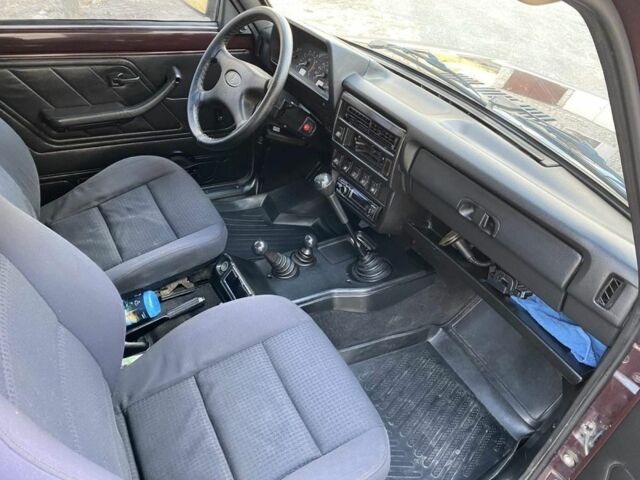 Коричневий ВАЗ 21214, об'ємом двигуна 1.7 л та пробігом 157 тис. км за 5000 $, фото 6 на Automoto.ua