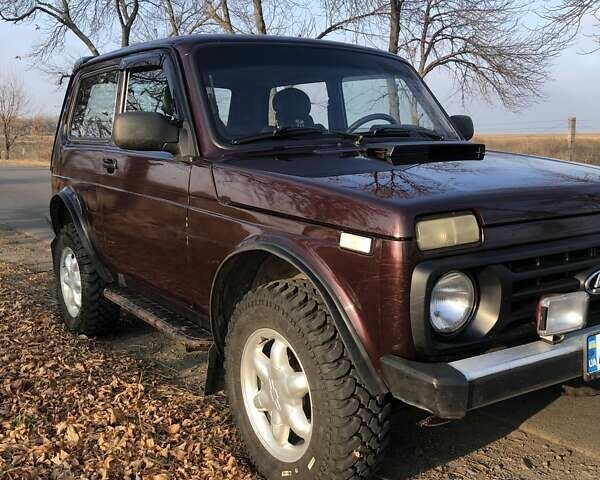Коричневый ВАЗ 21214, объемом двигателя 1.69 л и пробегом 120 тыс. км за 4600 $, фото 2 на Automoto.ua
