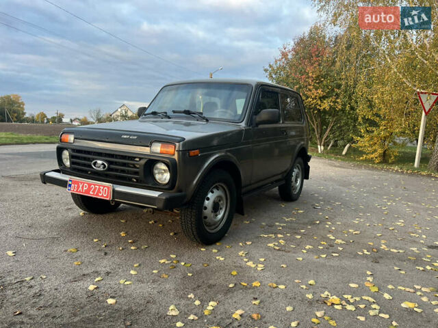 ВАЗ 21214 2017 в Мироновке на Automoto.ua Коричневый ВАЗ 21214, объемом двигателя 1.69 л и пробегом 35 тыс. км за 7800 $, фото 6 на Automoto.ua