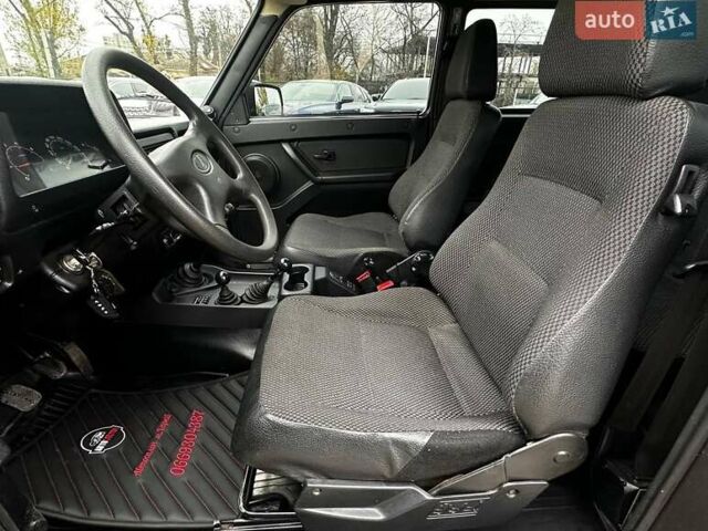 Коричневый ВАЗ 21214, объемом двигателя 1.7 л и пробегом 26 тыс. км за 9300 $, фото 13 на Automoto.ua