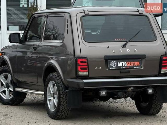 Коричневый ВАЗ 21214, объемом двигателя 1.7 л и пробегом 26 тыс. км за 9300 $, фото 8 на Automoto.ua