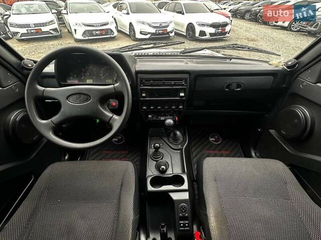 Коричневый ВАЗ 21214, объемом двигателя 1.7 л и пробегом 26 тыс. км за 9300 $, фото 19 на Automoto.ua