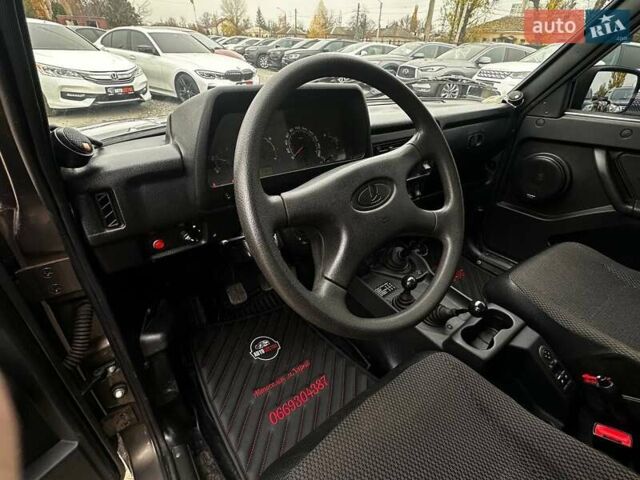 Коричневый ВАЗ 21214, объемом двигателя 1.7 л и пробегом 26 тыс. км за 9300 $, фото 17 на Automoto.ua