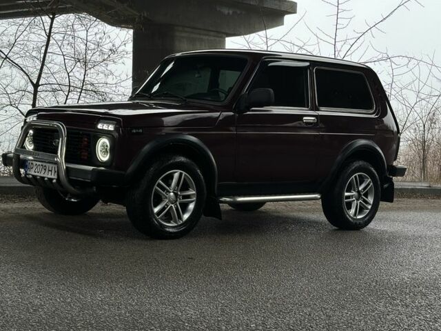 Красный ВАЗ 21214, объемом двигателя 0 л и пробегом 110 тыс. км за 5500 $, фото 4 на Automoto.ua