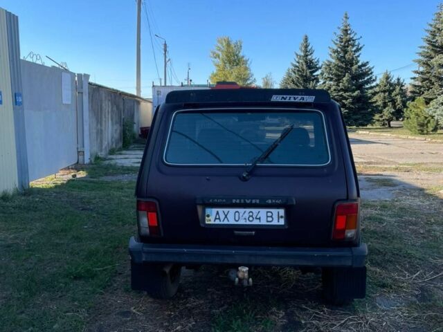 Червоний ВАЗ 21214, об'ємом двигуна 1.7 л та пробігом 235 тис. км за 2600 $, фото 3 на Automoto.ua