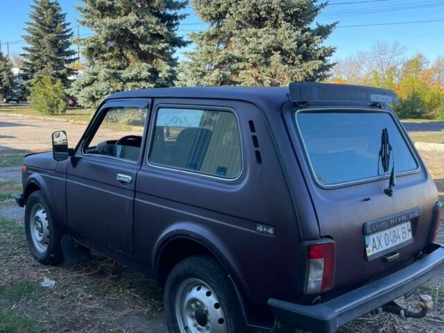 Червоний ВАЗ 21214, об'ємом двигуна 1.7 л та пробігом 235 тис. км за 2600 $, фото 4 на Automoto.ua