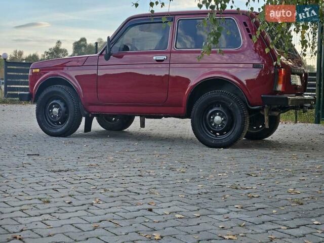 Красный ВАЗ 21214, объемом двигателя 1.7 л и пробегом 245 тыс. км за 3500 $, фото 17 на Automoto.ua