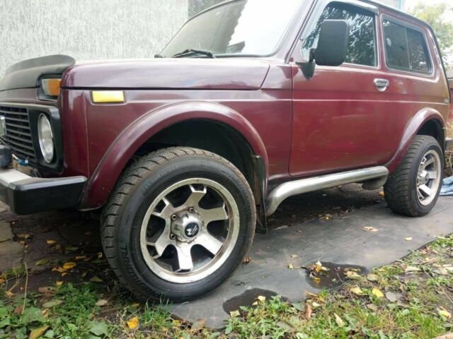 Червоний ВАЗ 21214, об'ємом двигуна 1.7 л та пробігом 167 тис. км за 4500 $, фото 1 на Automoto.ua