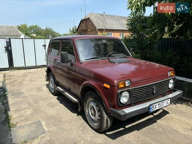 Червоний ВАЗ 21214, об'ємом двигуна 1.7 л та пробігом 150 тис. км за 3500 $, фото 2 на Automoto.ua
