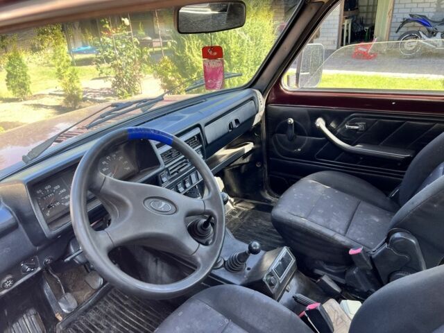 ВАЗ 21214 2006 в Глобино на Automoto.ua Красный ВАЗ 21214, объемом двигателя 1.7 л и пробегом 200 тыс. км за 2350 $, фото 1 на Automoto.ua