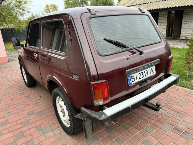 ВАЗ 21214 2006 в Глобино на Automoto.ua Красный ВАЗ 21214, объемом двигателя 1.7 л и пробегом 200 тыс. км за 2350 $, фото 5 на Automoto.ua
