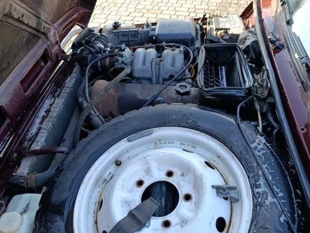 Красный ВАЗ 21214, объемом двигателя 1.7 л и пробегом 220 тыс. км за 2300 $, фото 5 на Automoto.ua