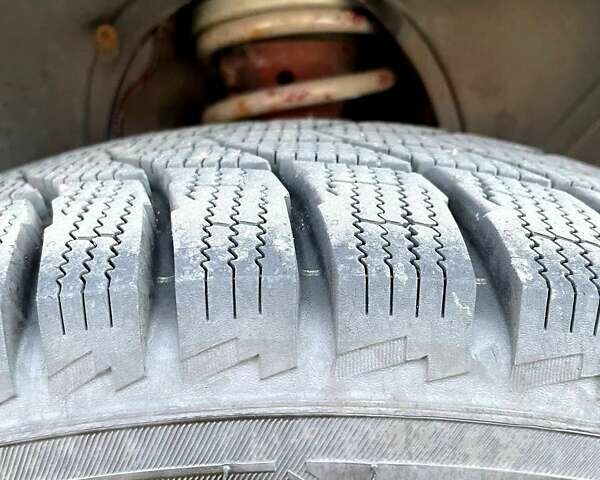 Червоний ВАЗ 21214, об'ємом двигуна 1.7 л та пробігом 217 тис. км за 2800 $, фото 6 на Automoto.ua