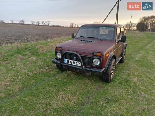 Красный ВАЗ 21214, объемом двигателя 1.7 л и пробегом 160 тыс. км за 3500 $, фото 11 на Automoto.ua