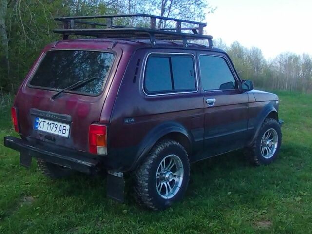 ВАЗ 21214 2007 в Коломые на Automoto.ua Красный ВАЗ 21214, объемом двигателя 1.7 л и пробегом 200 тыс. км за 3300 $, фото 3 на Automoto.ua