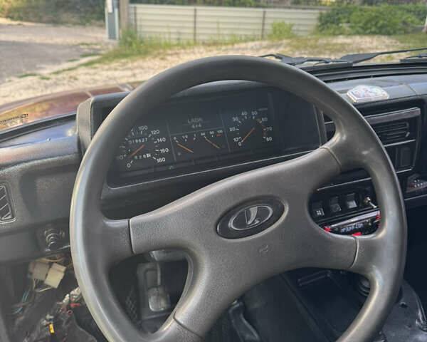 Красный ВАЗ 21214, объемом двигателя 1.7 л и пробегом 186 тыс. км за 4200 $, фото 20 на Automoto.ua