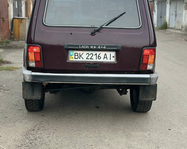 ВАЗ 21214 2007 в Ровно на Automoto.ua Красный ВАЗ 21214, объемом двигателя 1.7 л и пробегом 155 тыс. км за 2990 $, фото 3 на Automoto.ua