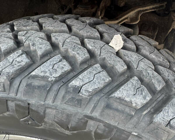 Красный ВАЗ 21214, объемом двигателя 1.7 л и пробегом 186 тыс. км за 4200 $, фото 15 на Automoto.ua