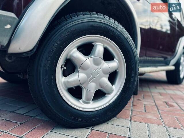 Червоний ВАЗ 21214, об'ємом двигуна 1.7 л та пробігом 133 тис. км за 5000 $, фото 8 на Automoto.ua