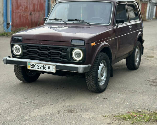 ВАЗ 21214 2007 в Ровно на Automoto.ua Красный ВАЗ 21214, объемом двигателя 1.7 л и пробегом 155 тыс. км за 2990 $, фото 1 на Automoto.ua