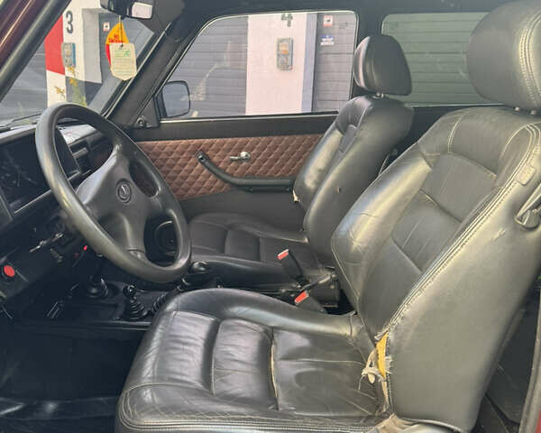 Красный ВАЗ 21214, объемом двигателя 1.7 л и пробегом 186 тыс. км за 4200 $, фото 19 на Automoto.ua