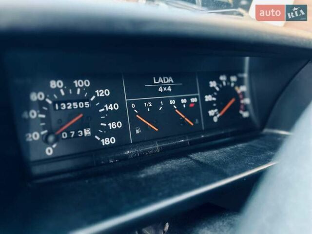 Червоний ВАЗ 21214, об'ємом двигуна 1.7 л та пробігом 133 тис. км за 5000 $, фото 9 на Automoto.ua