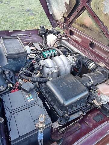 Красный ВАЗ 21214, объемом двигателя 1.7 л и пробегом 179 тыс. км за 3700 $, фото 6 на Automoto.ua