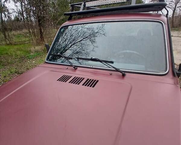 Красный ВАЗ 21214, объемом двигателя 1.7 л и пробегом 150 тыс. км за 4500 $, фото 11 на Automoto.ua