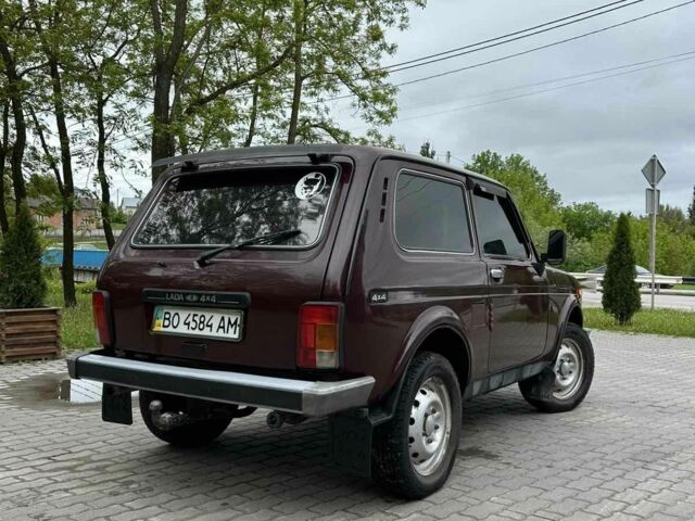 Червоний ВАЗ 21214, об'ємом двигуна 1.7 л та пробігом 200 тис. км за 3600 $, фото 4 на Automoto.ua