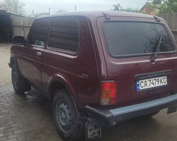 Червоний ВАЗ 21214, об'ємом двигуна 1.7 л та пробігом 220 тис. км за 4500 $, фото 2 на Automoto.ua