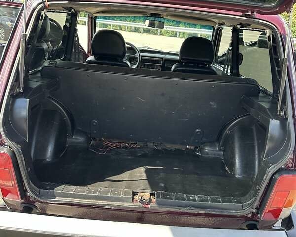 Червоний ВАЗ 21214, об'ємом двигуна 1.69 л та пробігом 213 тис. км за 5500 $, фото 9 на Automoto.ua