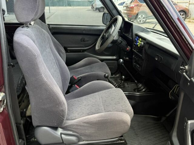 Красный ВАЗ 21214, объемом двигателя 1.7 л и пробегом 60 тыс. км за 4950 $, фото 15 на Automoto.ua