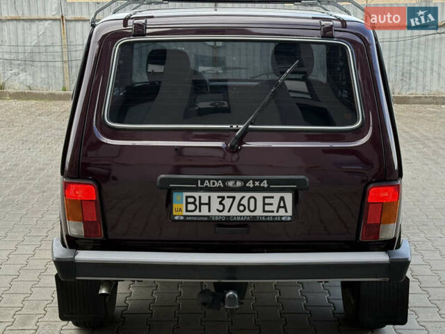Червоний ВАЗ 21214, об'ємом двигуна 1.7 л та пробігом 60 тис. км за 4950 $, фото 12 на Automoto.ua