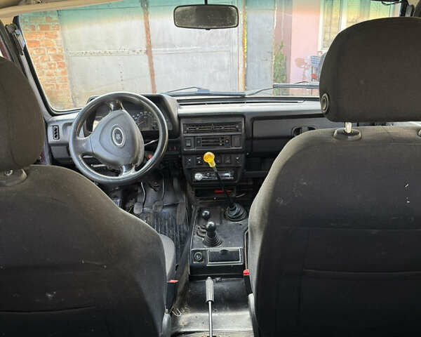 ВАЗ 21214 2011 в Белополье на Automoto.ua Красный ВАЗ 21214, объемом двигателя 1.7 л и пробегом 123 тыс. км за 4300 $, фото 5 на Automoto.ua