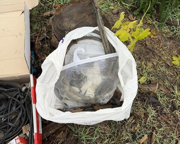 Красный ВАЗ 21214, объемом двигателя 1.7 л и пробегом 123 тыс. км за 4800 $, фото 20 на Automoto.ua