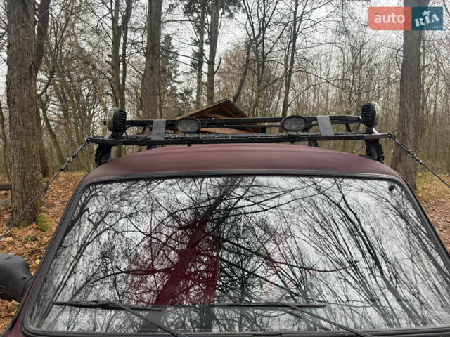 Красный ВАЗ 21214, объемом двигателя 1.7 л и пробегом 100 тыс. км за 4400 $, фото 12 на Automoto.ua