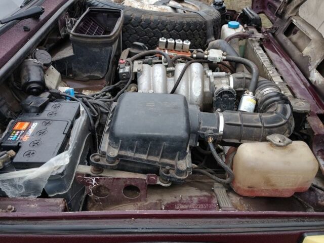 Красный ВАЗ 21214, объемом двигателя 1.7 л и пробегом 223 тыс. км за 3500 $, фото 9 на Automoto.ua