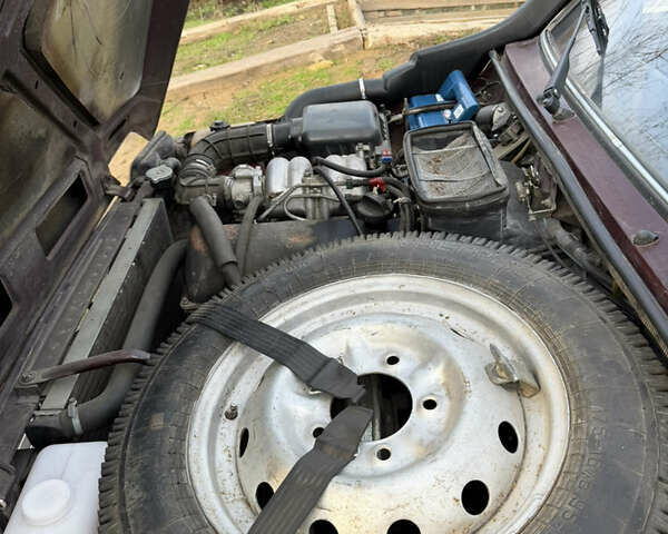 Красный ВАЗ 21214, объемом двигателя 1.7 л и пробегом 123 тыс. км за 4800 $, фото 16 на Automoto.ua