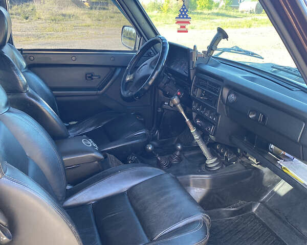 Красный ВАЗ 21214, объемом двигателя 1.69 л и пробегом 71 тыс. км за 5000 $, фото 2 на Automoto.ua