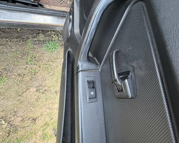 Красный ВАЗ 21214, объемом двигателя 1.7 л и пробегом 123 тыс. км за 4800 $, фото 9 на Automoto.ua