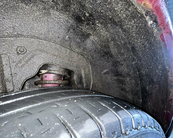 Красный ВАЗ 21214, объемом двигателя 1.7 л и пробегом 196 тыс. км за 2600 $, фото 16 на Automoto.ua