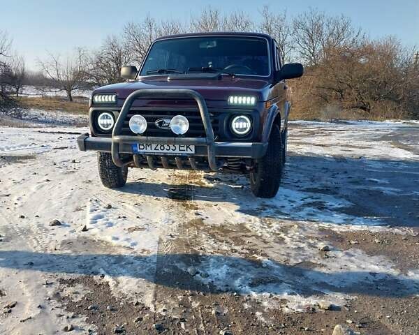 Червоний ВАЗ 21214, об'ємом двигуна 1.7 л та пробігом 81 тис. км за 4500 $, фото 1 на Automoto.ua