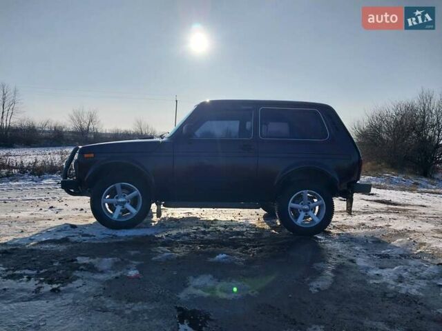 Червоний ВАЗ 21214, об'ємом двигуна 1.7 л та пробігом 81 тис. км за 4500 $, фото 3 на Automoto.ua