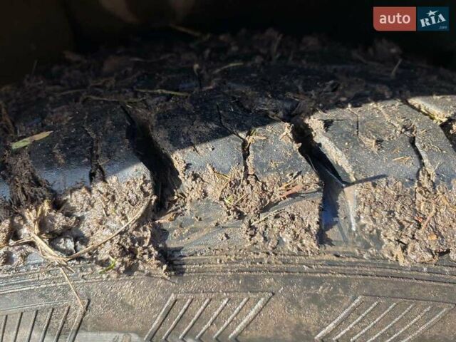 Червоний ВАЗ 21214, об'ємом двигуна 1.69 л та пробігом 45 тис. км за 5100 $, фото 63 на Automoto.ua